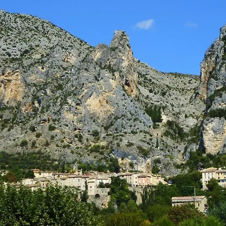 Avec Vue Sur Le De Sainte-croix Apartment *