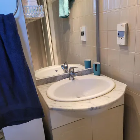 Avec Vue Sur Le De Sainte-croix